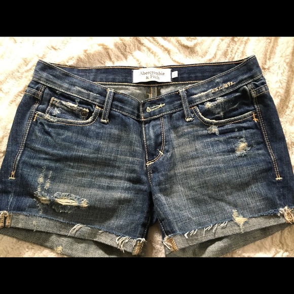 Sold! Abercrombie Distressed Shorts - Picture 4 of 5